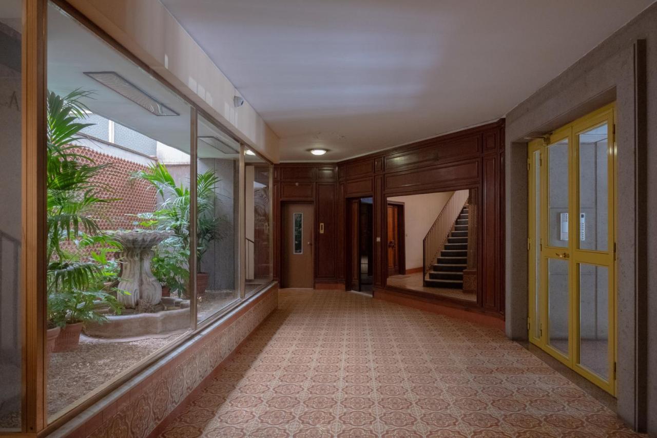 - Roman Ruins House - 750M From The Metro Station 외부 사진